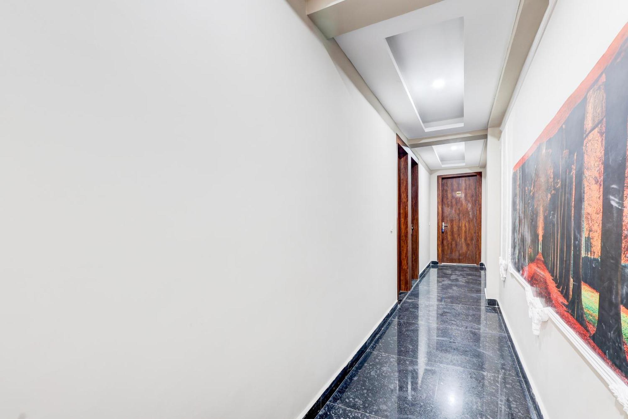 Hotel O Rm Homes Гургаон Экстерьер фото